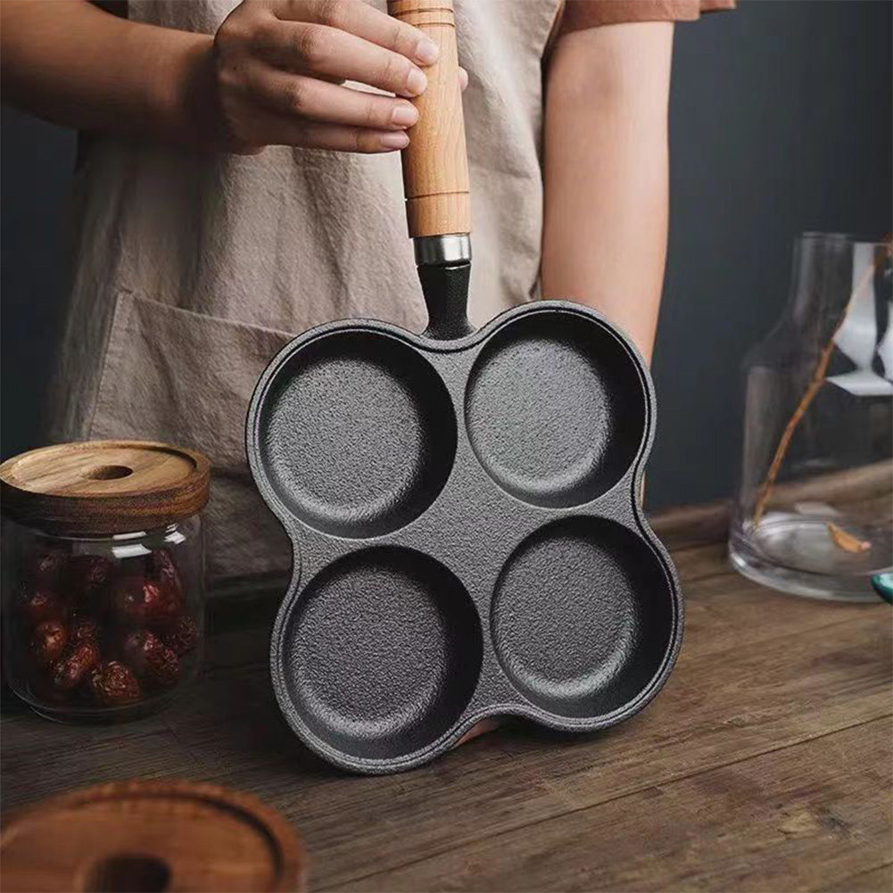 4-Hole Frying Pan Non Stick Br - Cast Iron Corn のレビューと価格